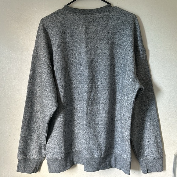 Old Navy sweater - Picture 2 of 2